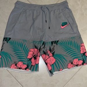Nike Sportswear shorts